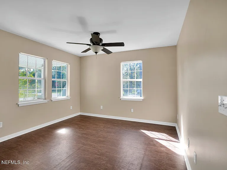3532 Fleet St — Photo 3