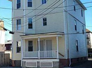 16 Balcom St, Providence, RI 02907