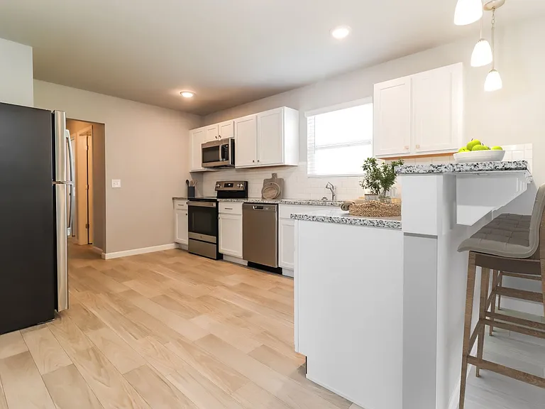 2142 Farm Valley Dr — Photo 5