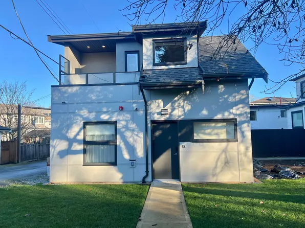 5482 Quebec St, Vancouver, BC V5W 2N2