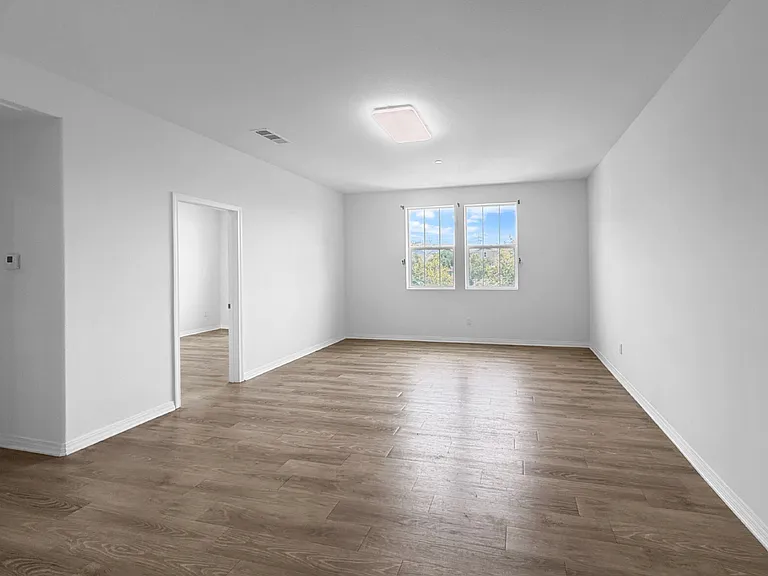 26706 Lexington Ln — Photo 10