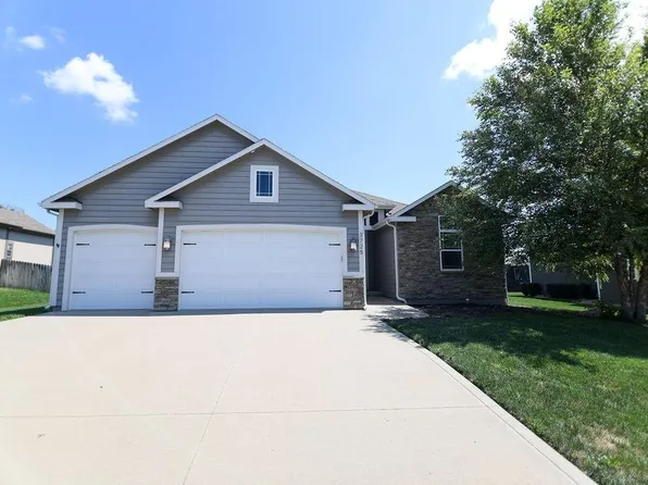 3725 N 154th St, Basehor, KS 66007