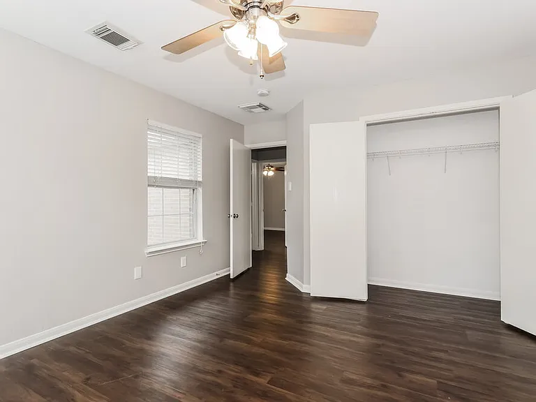 3330 Legends Mill Dr — Photo 12