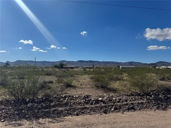 4795 N Ehrenberg Rd, Golden Valley, AZ 86413