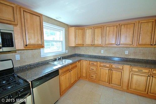3rd image of 3335 Tidewater Ct