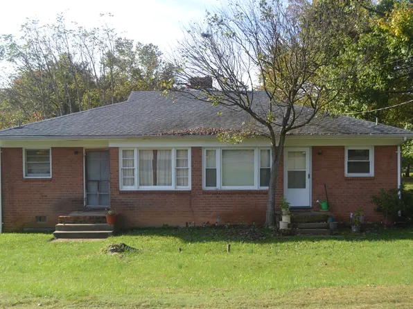 5691 Myrtle St, Crozet, VA 22932