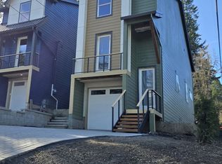 11103 SW 43rd Ave, Portland, OR