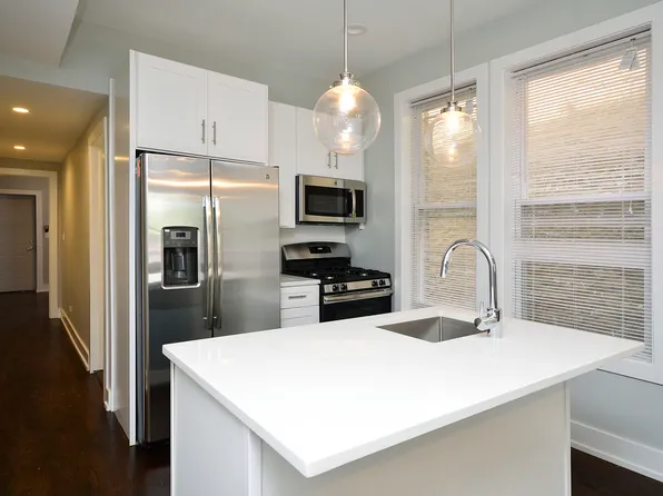 2721 W Division St, Chicago, IL