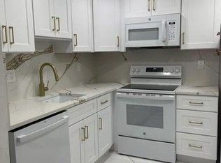930 Normandy Trl #1, Delray Beach, FL 33484