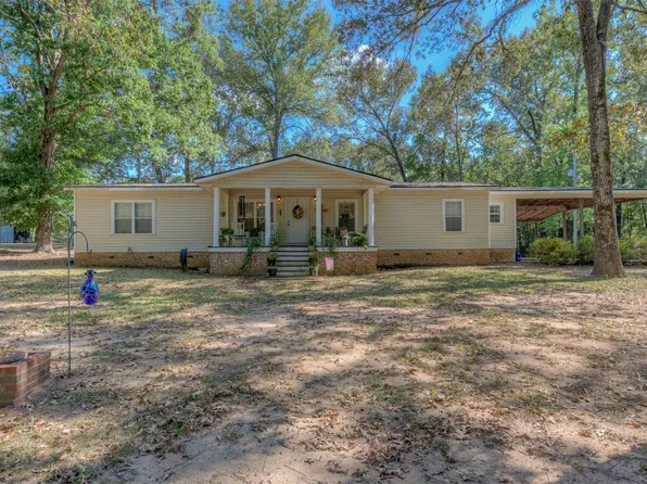 8839 Sebastian Rd, Keithville, LA 71047