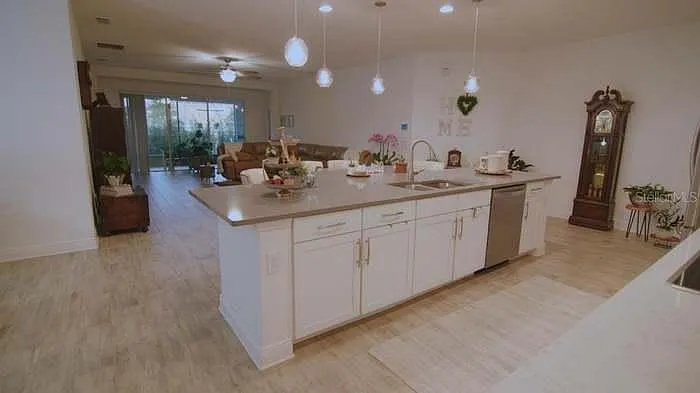 5390 Carrara Ct — Photo 17