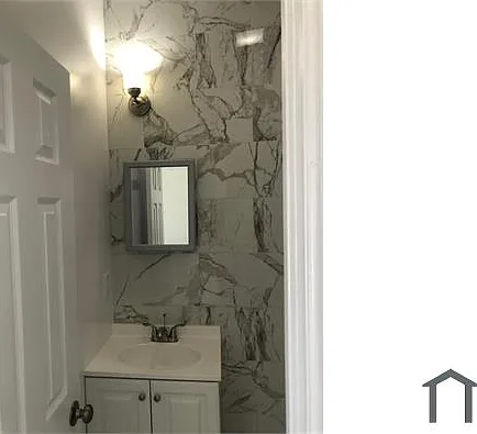 156 W 32nd St #2 — Photo 7