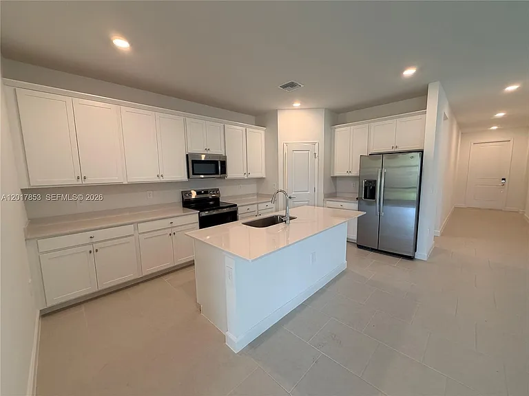 3917 Passion Vine Dr — Photo 3