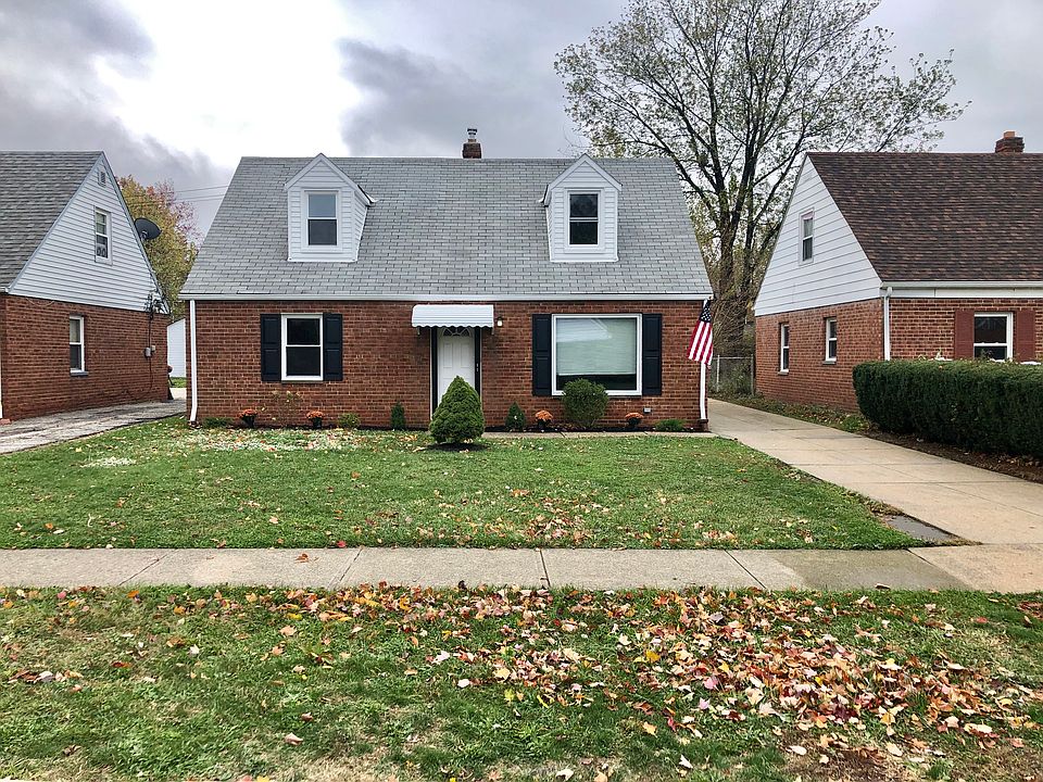 1st image of 20930 Crystal Ave