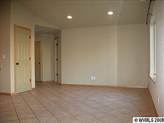 2nd image of 219 S James Ave
