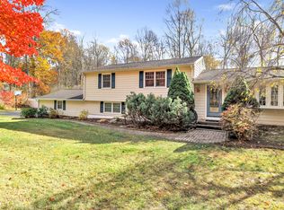 91 Harvester Rd, Monroe, CT 06468
