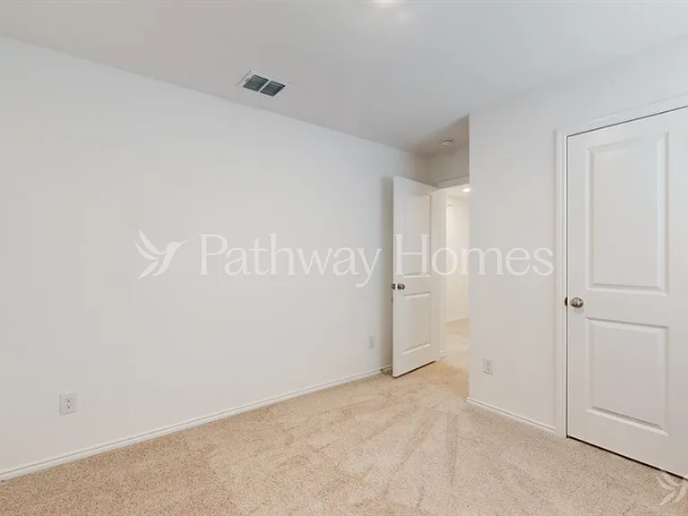 1222 Tallow Trl — Photo 16