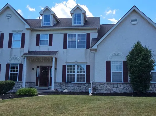 101 Tennyson Ln, North Wales, PA 19454
