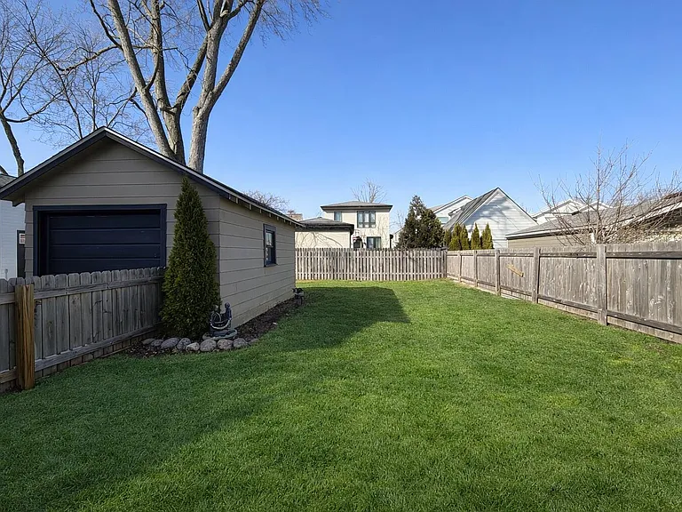 1259 Humphrey Ave — Photo 10
