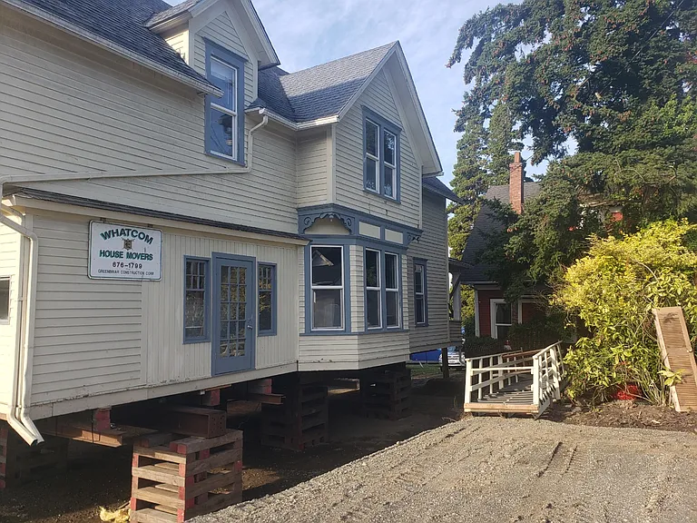 612 E Magnolia St — Photo 24
