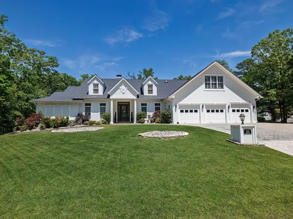 12 Darro Way, Hot Springs Village, AR 71909