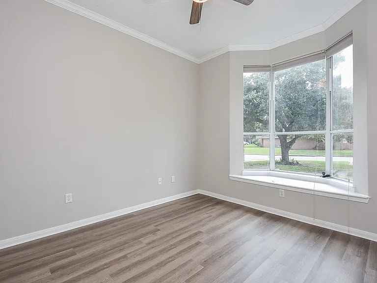 11102 Waxwing St — Photo 16
