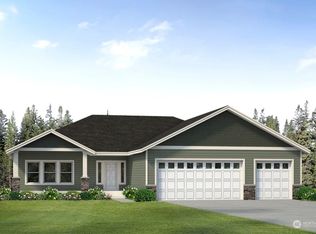 1690 Lilypad Pl E, Port Orchard, WA 98366