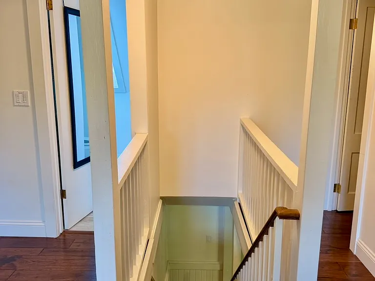 522 Sacramento St — Photo 25