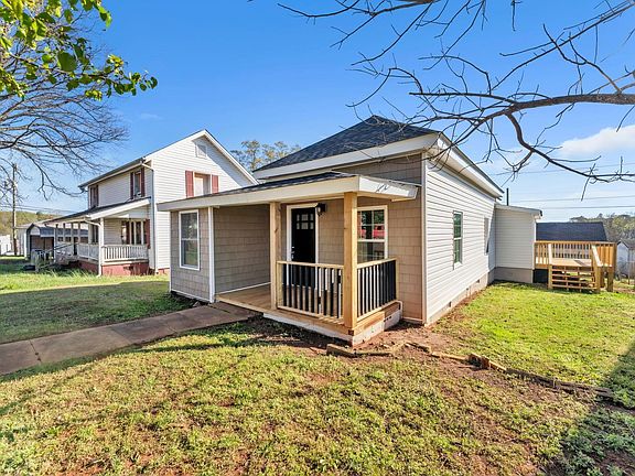 3rd image of 4 Walnut St