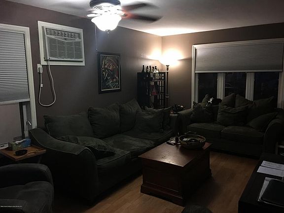 4th image of 87 Tarlee Pl