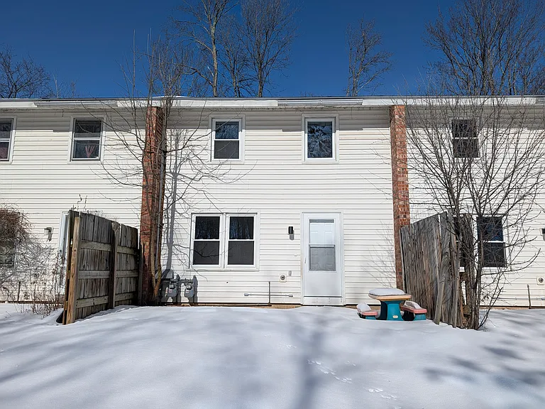 99 Village Green Dr #7 — Photo 11