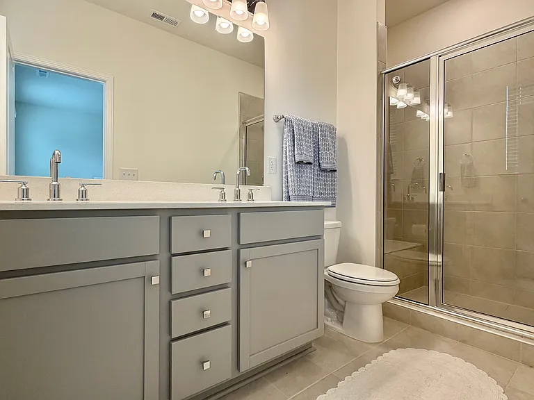 855 Parc Townes Dr — Photo 36