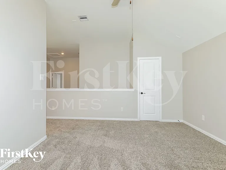 119 Del Carmen Dr — Photo 9