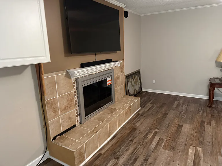 351 Tonya Dr — Photo 6