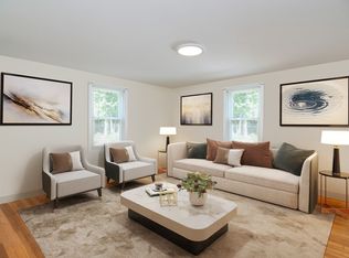 7 Holland Rd, Wakefield, MA 01880