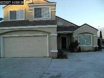 1st image of 1001 Parkview Dr