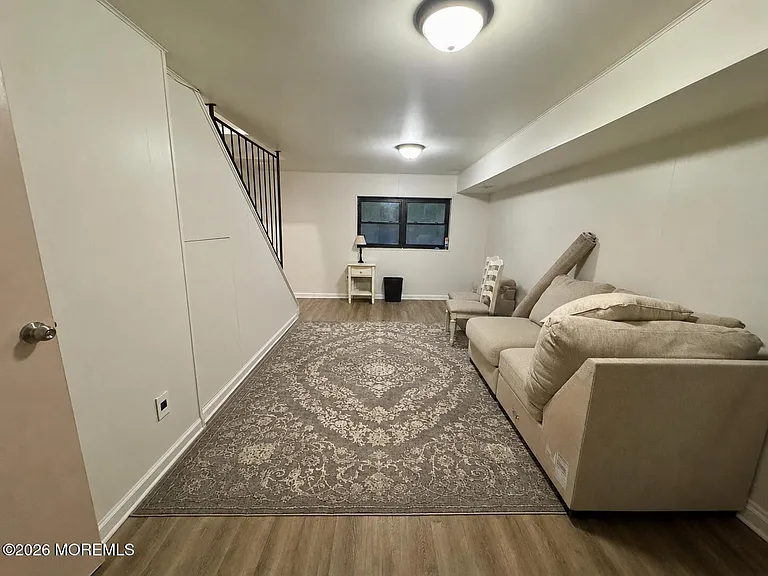 321 Spring St #8 — Photo 16