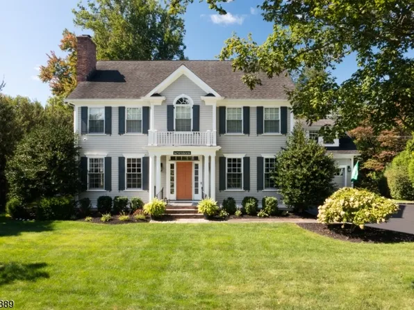 17 Crestwood Dr, Chatham Twp., NJ 07928