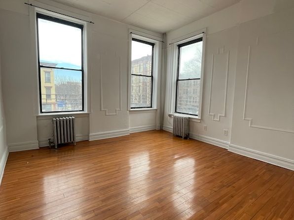 504 3rd St APT 3F