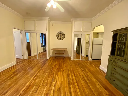 Rented by NextStopNY | media 6
