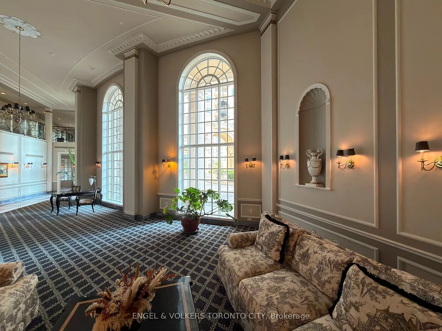 2 bed, $4,100 — Photo 4