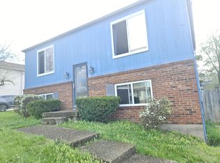 8215 Vaughn Mill Rd, Louisville, KY 40228