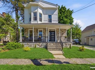 99 Madison Ave, Cresskill, NJ 07626