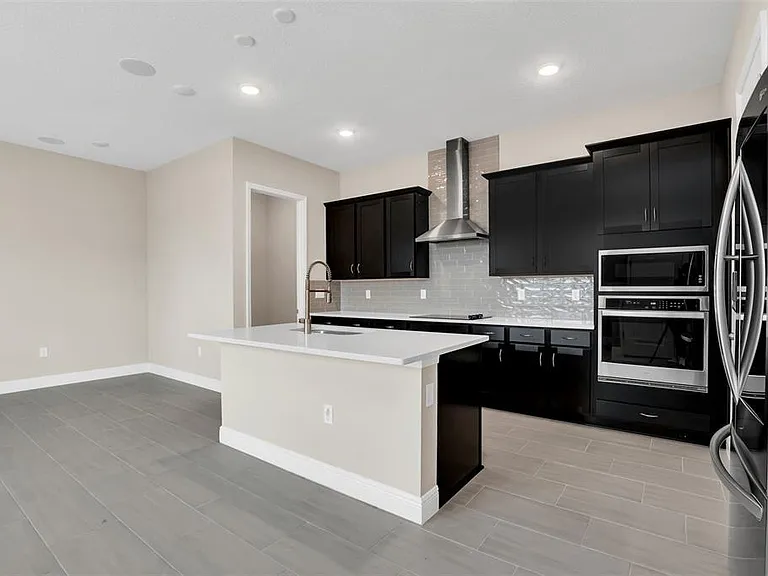 2953 Voyager Ave — Photo 10