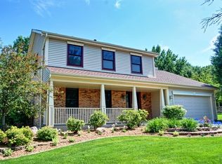 58 W Peiffer Ave, Lemont, IL