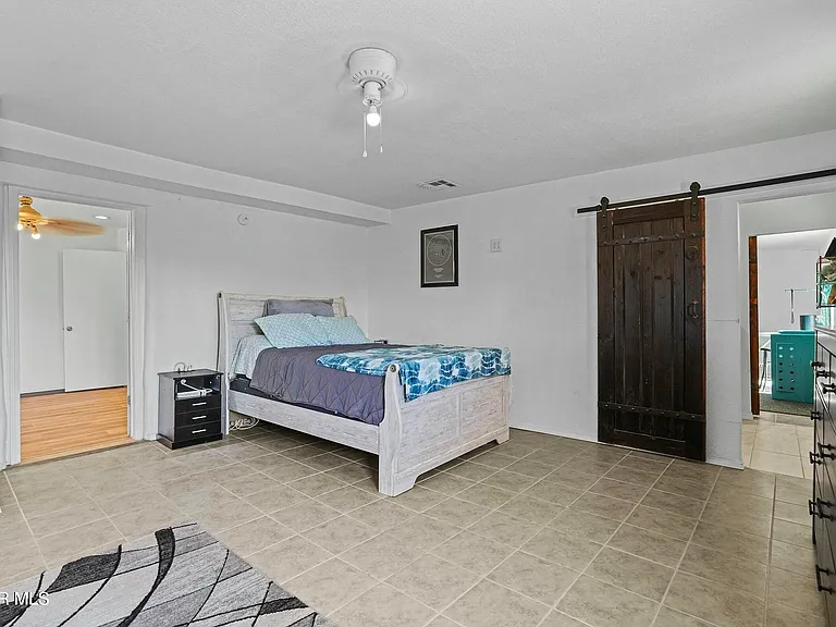 4728 Sierra Madre Dr — Photo 21
