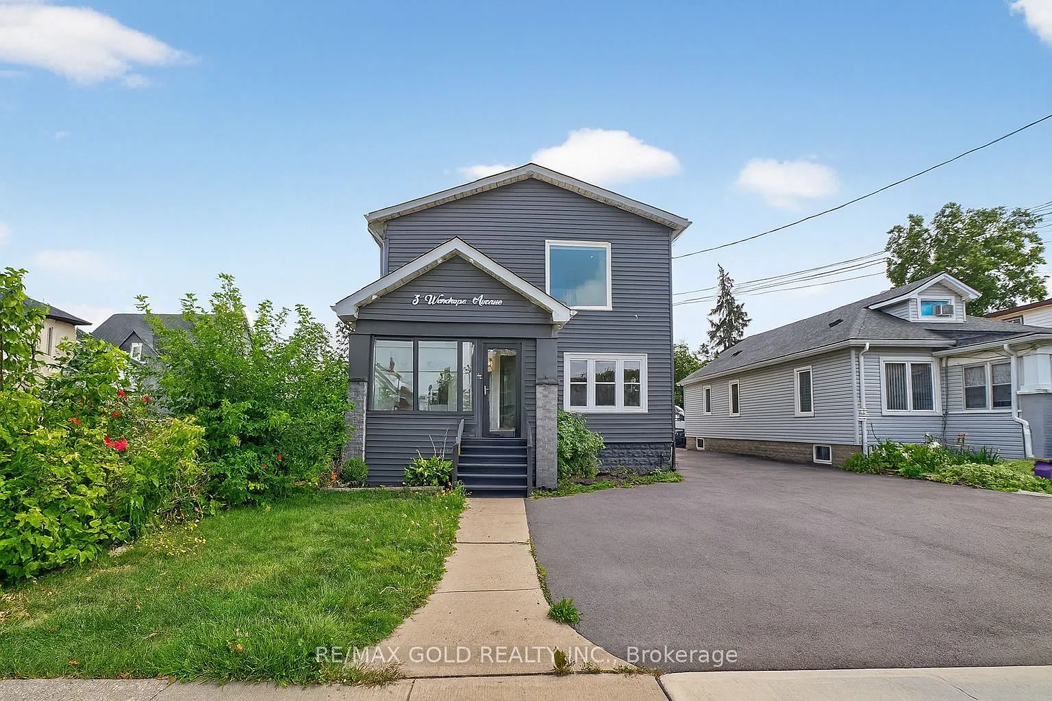 4 bed, $3,500 — Photo 1