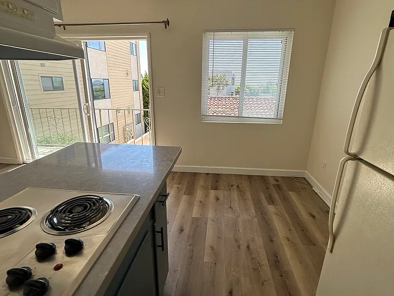 320 San Antonio Ave #320 — Photo 11