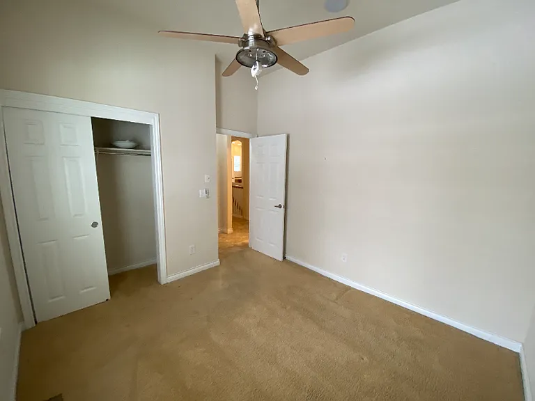 2852 Wabash St — Photo 24
