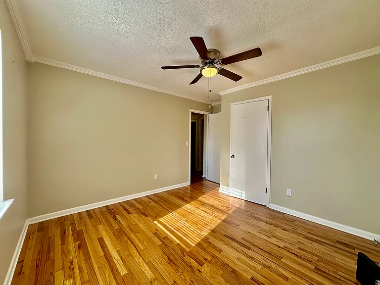 2900 14th Ave — Photo 12